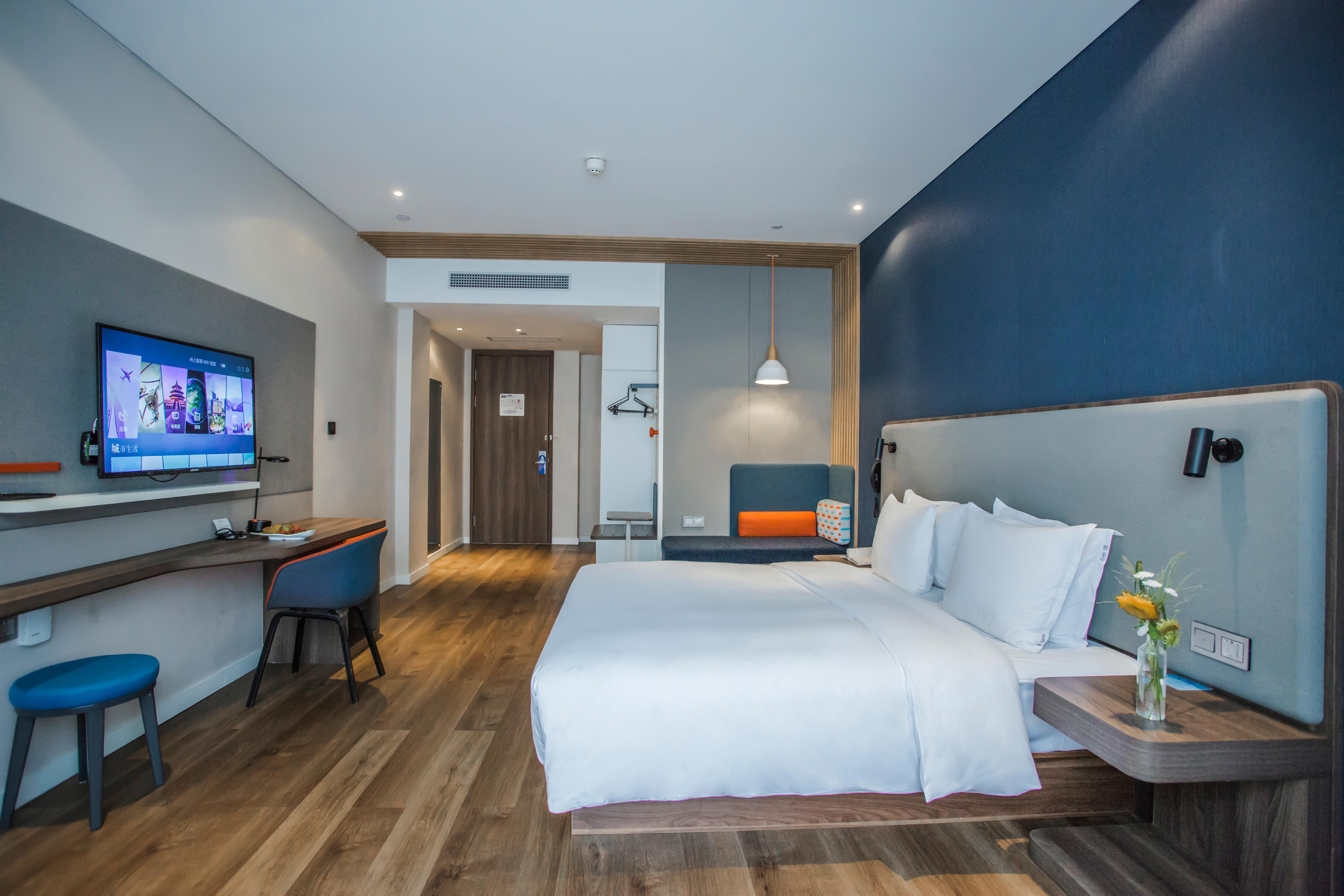 Holiday Inn Express Shanghai Pudong Chuansha, An Ihg Hotel Dış mekan fotoğraf