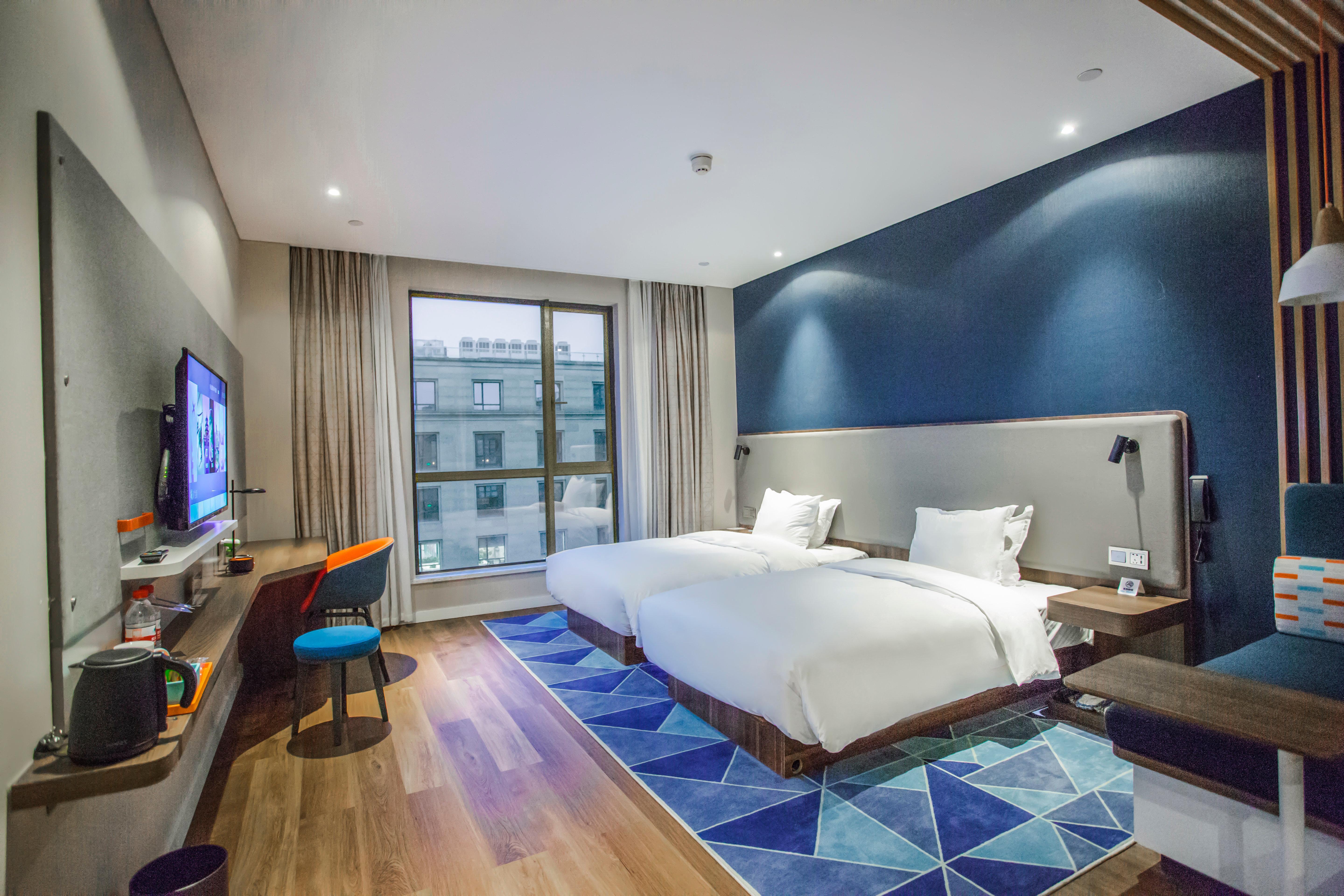 Holiday Inn Express Shanghai Pudong Chuansha, An Ihg Hotel Dış mekan fotoğraf