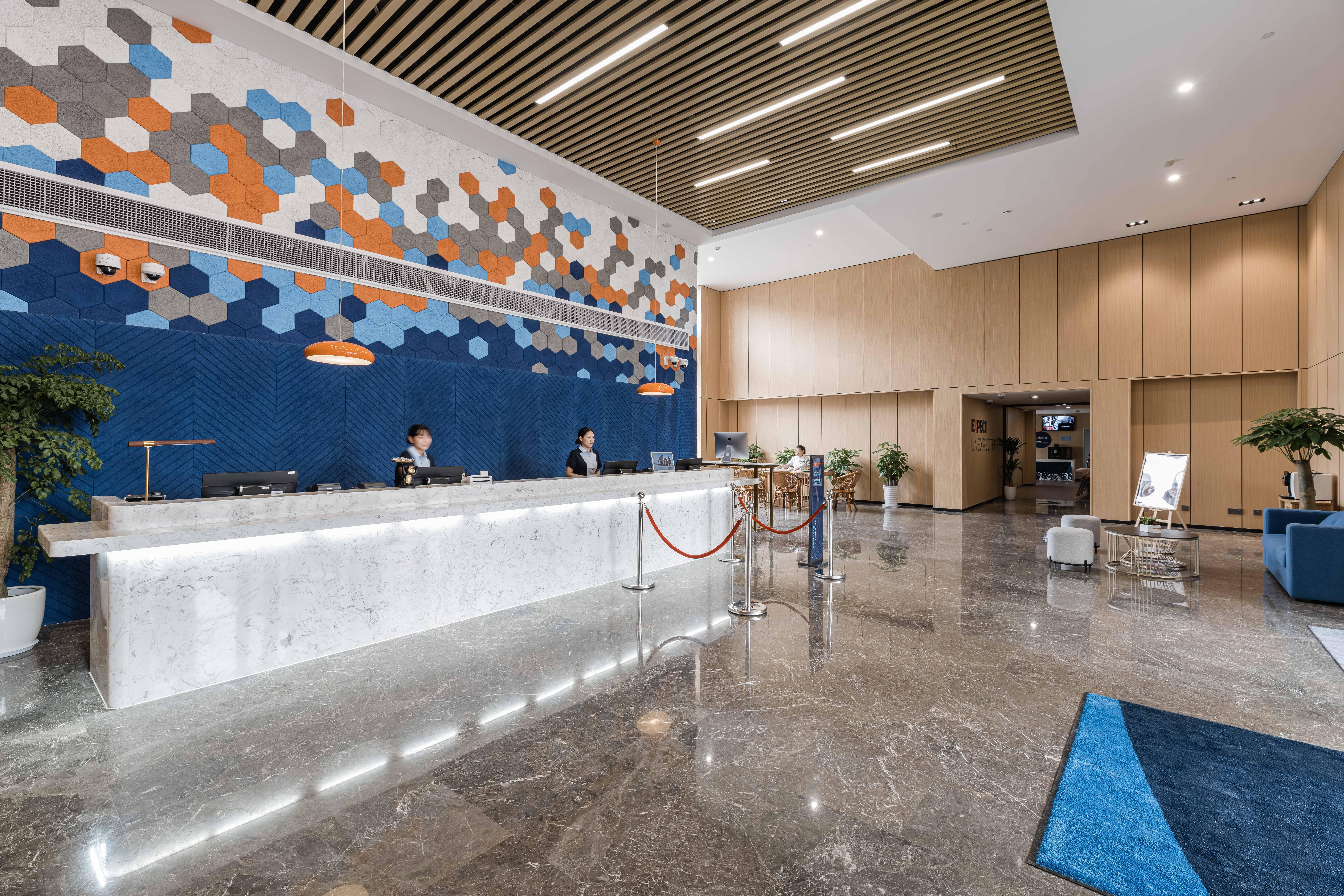 Holiday Inn Express Shanghai Pudong Chuansha, An Ihg Hotel Dış mekan fotoğraf